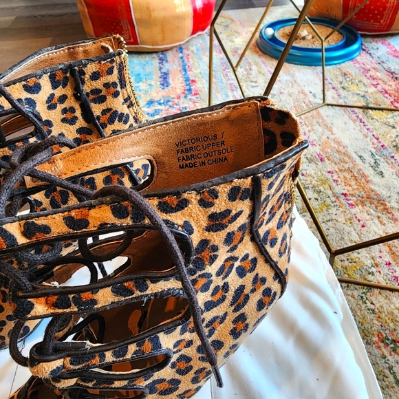 Leopard Lace Up Open Toe Heels | Bakers | Women's 7 - Picture 9 of 9